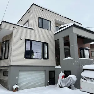  ホームステイ Sharehouse新琴似,駐車無料要予約,車で最寄り駅お迎え可能要予約,麻生駅バス直通 日本