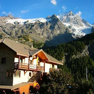 Maison d'hôtes Le Rocher La Grave
